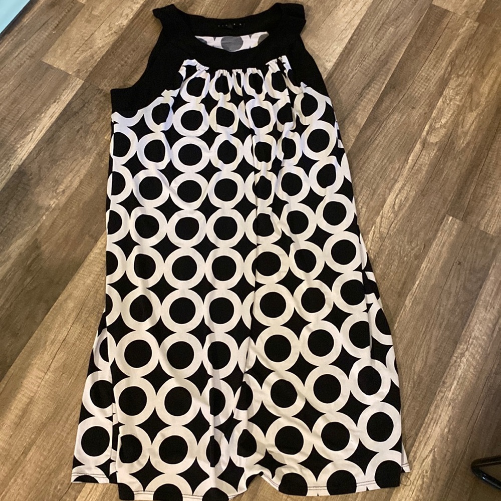 Tianna B. Sleeveless dress